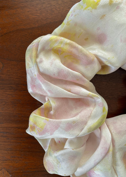 Zero Waste Scrunchie: Pink Lemonade